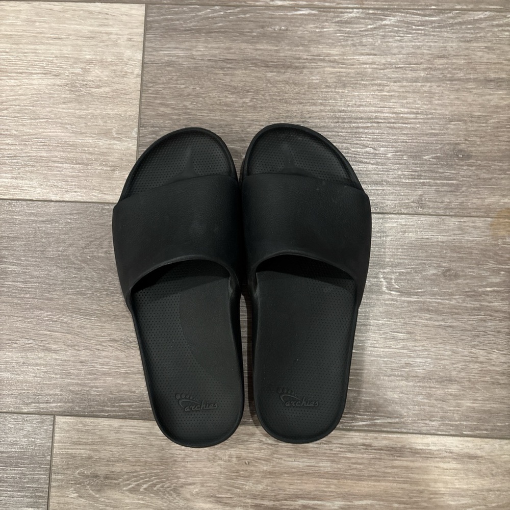 Archies Classic Black Slide Sandals